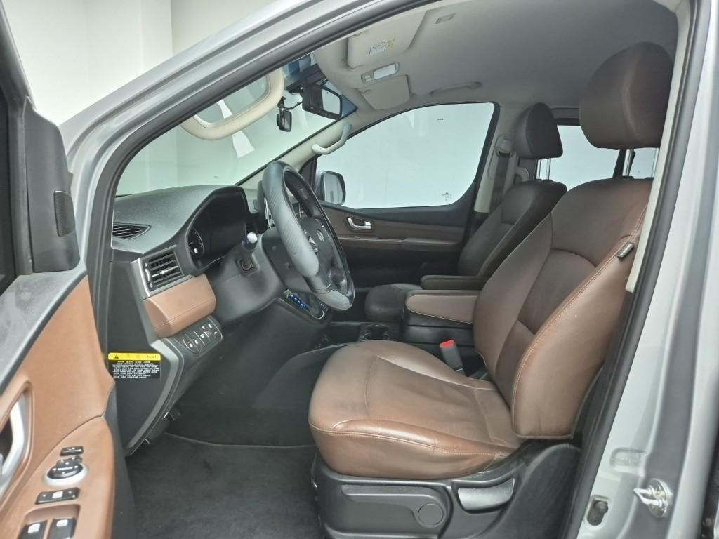 HYUNDAI Starex - Vista 11
