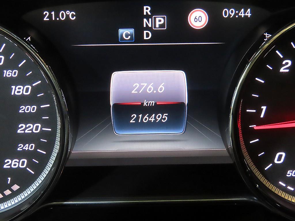 Mercedes Benz E class - Vista 9