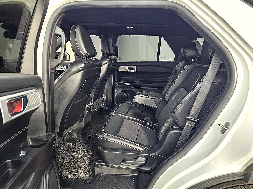 Ford Explorer - Vista 8