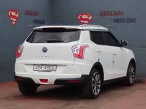 Ssangyong Tivoli - Vista 6