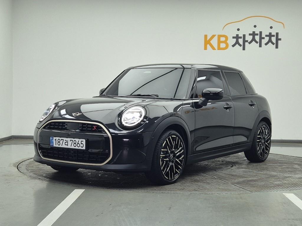 Mini Cooper 2025 Negro - Importación desde Corea - HF Imports Iquique - Foto 1
