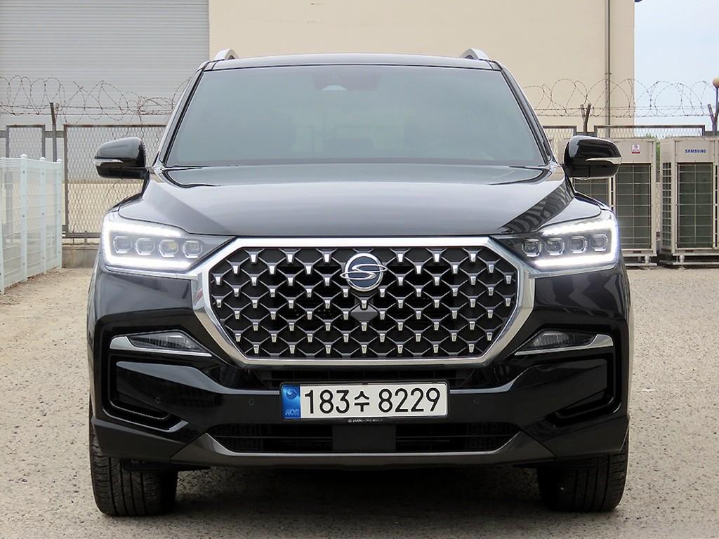 Ssangyong Rexton 2022 Negro - Importación desde Corea - HF Imports Iquique - Foto 1