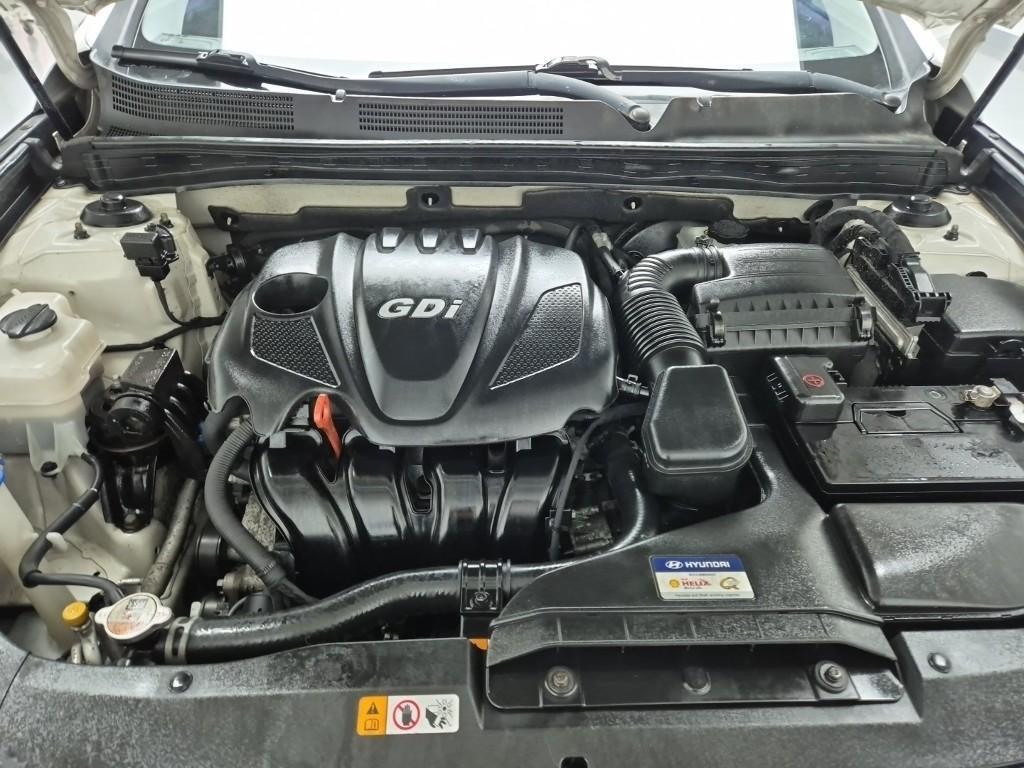 HYUNDAI Grandeur - Vista 5