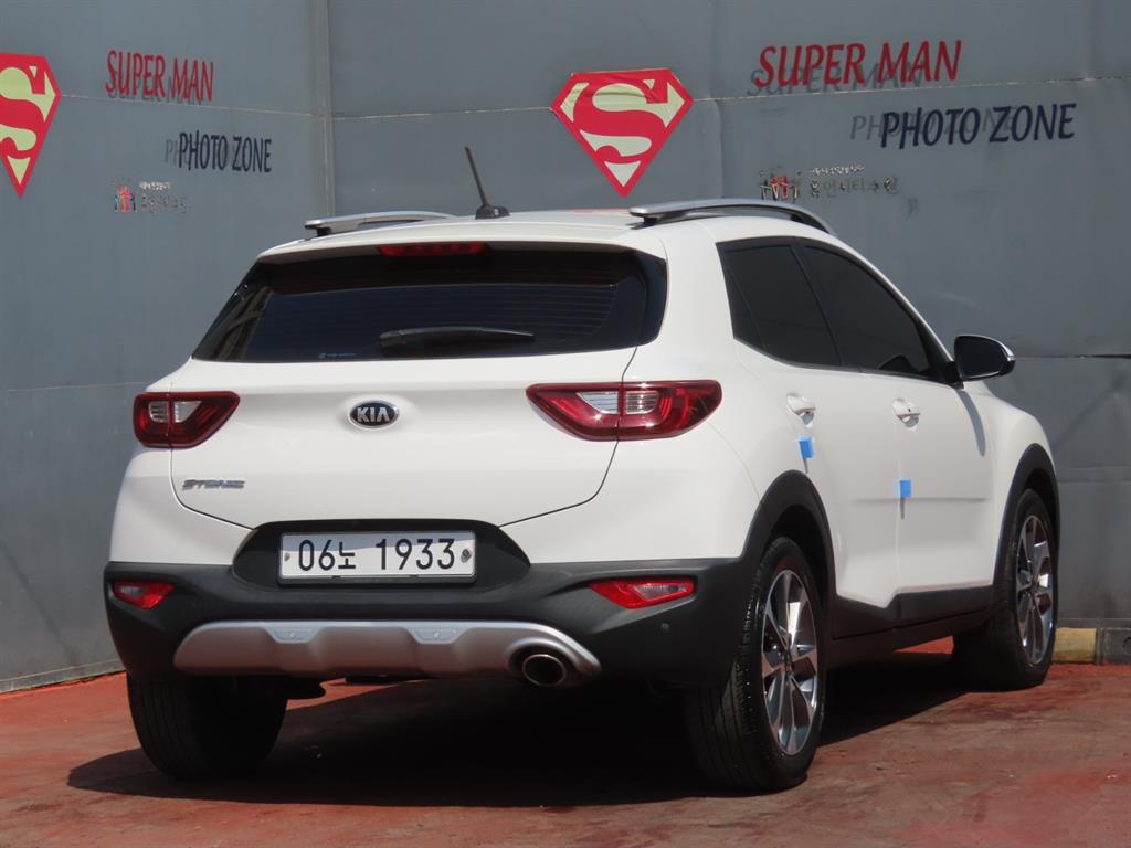 KIA Stonic - Vista 5