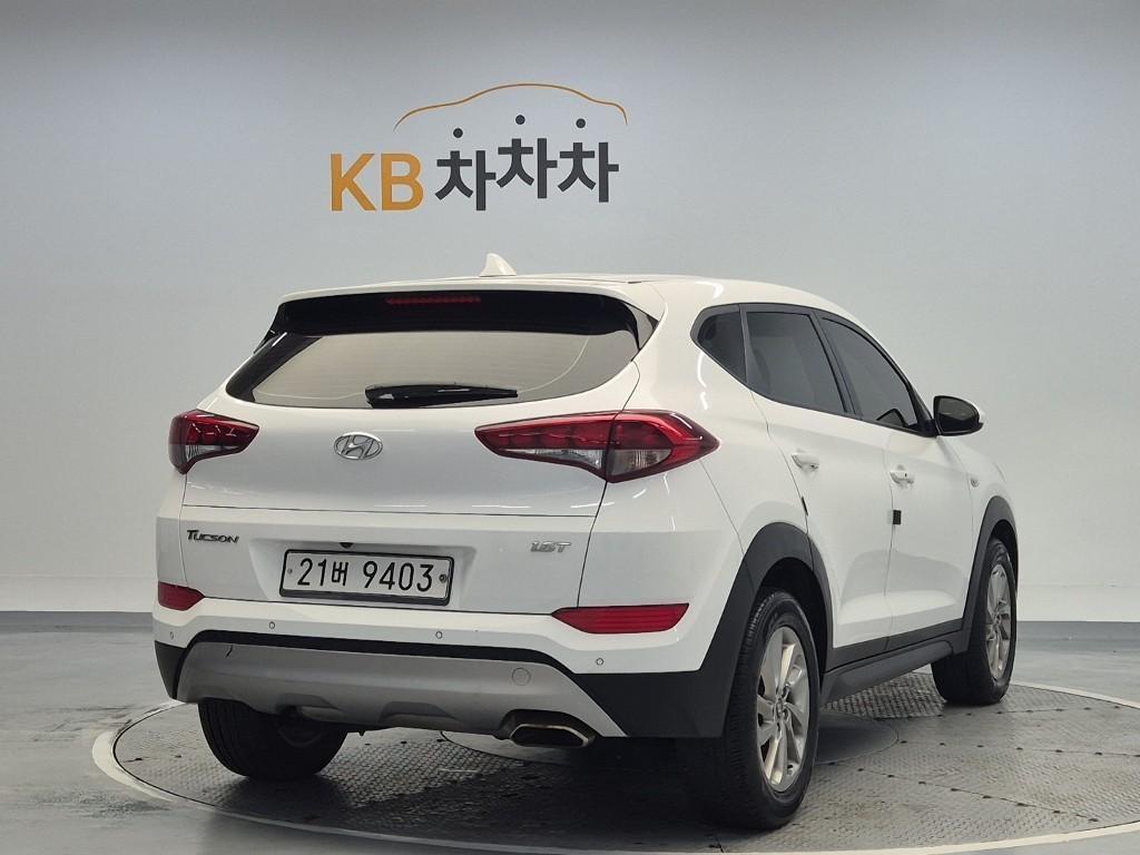 HYUNDAI Tucson - Vista 3