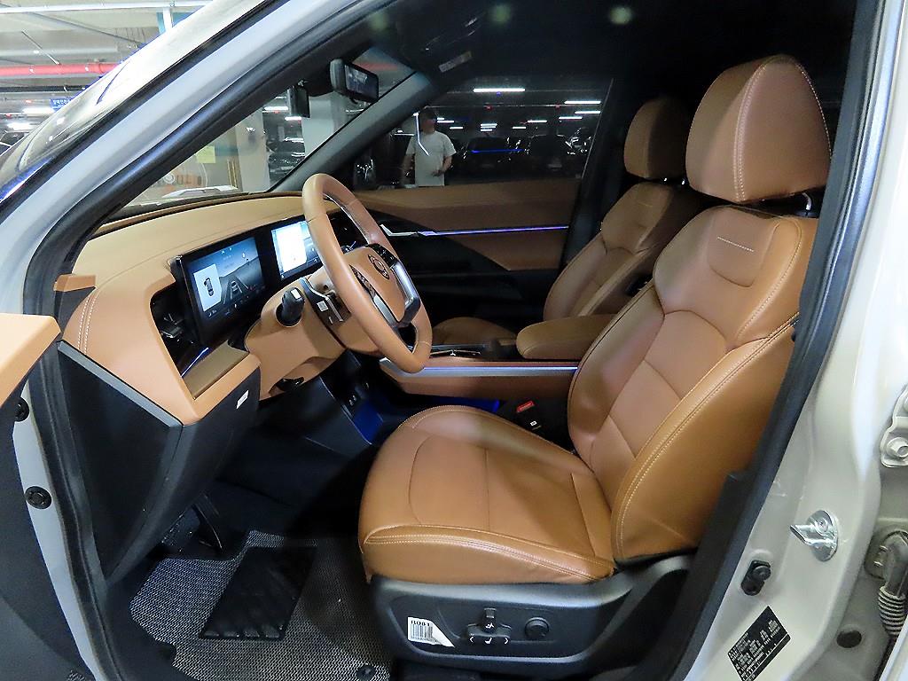 Ssangyong Torres - Vista 6
