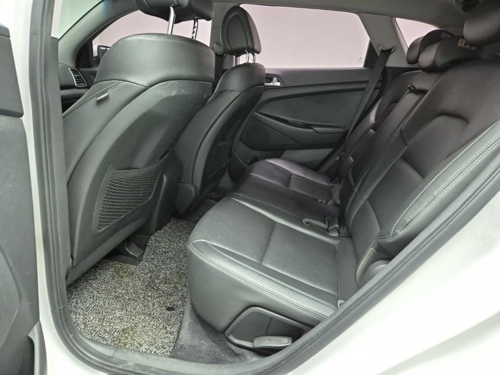 HYUNDAI Tucson - Vista 12