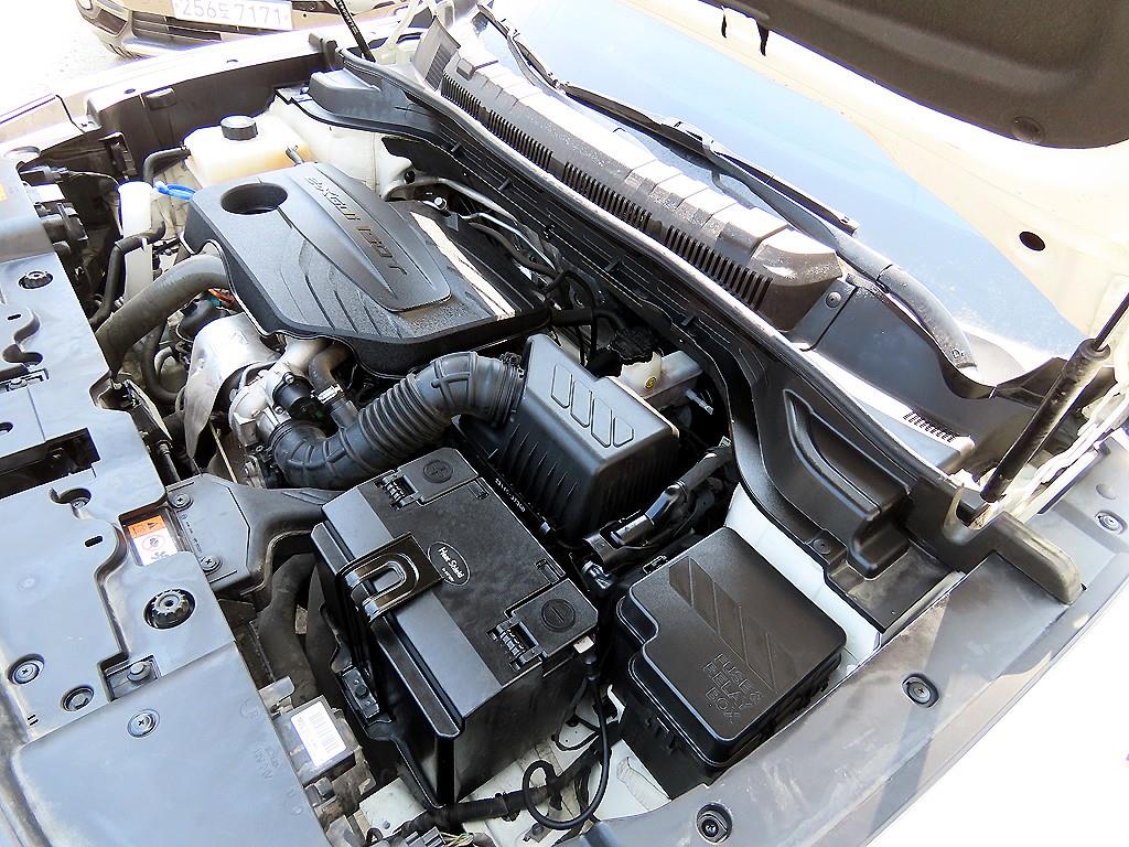 Ssangyong Torres 2023 Blanco - Importación desde Corea - HF Imports Iquique - Foto 19