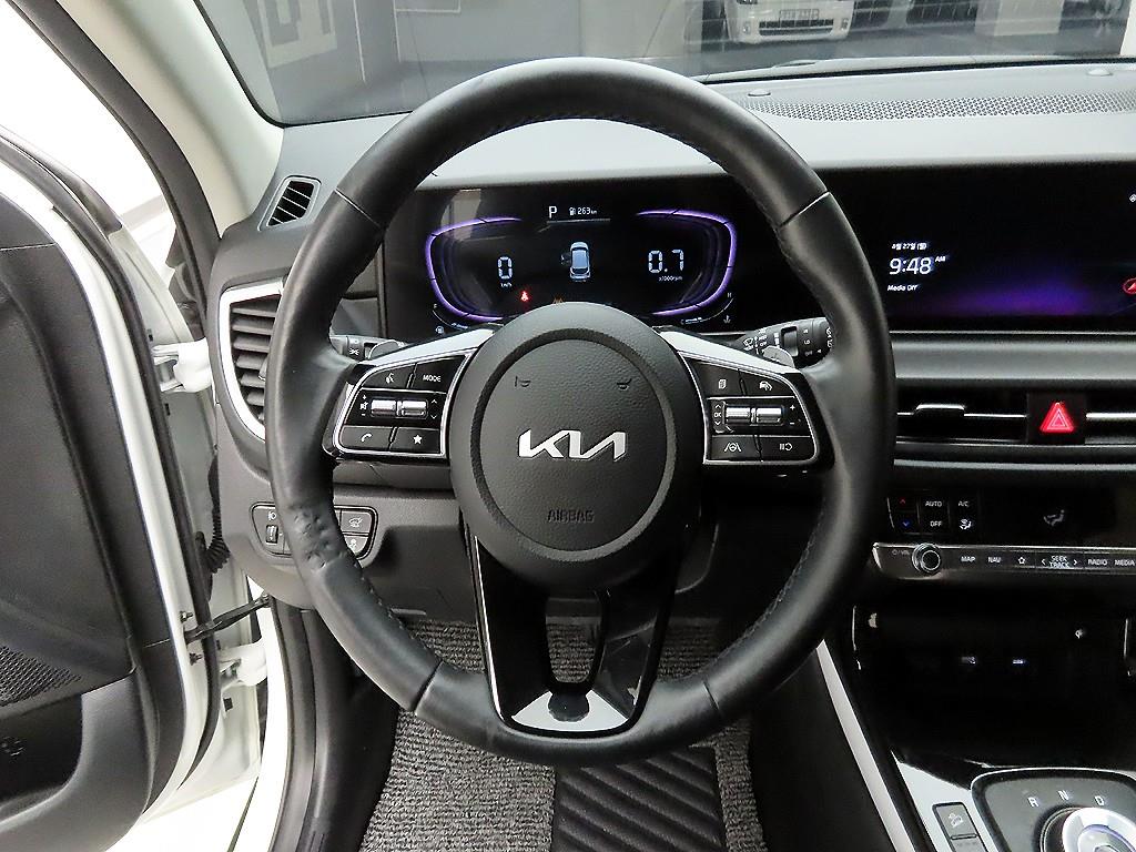 KIA Seltos - Vista 7