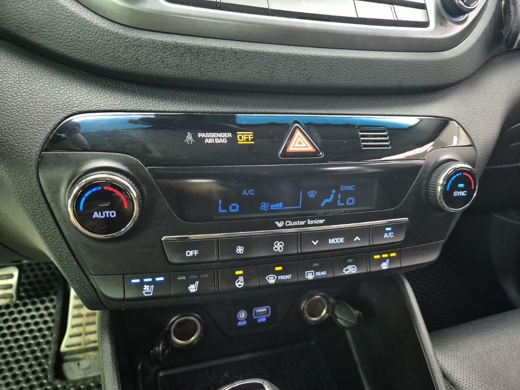 HYUNDAI Tucson - Vista 10