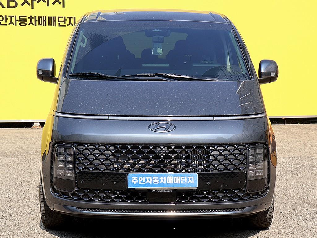 HYUNDAI Staria 2023 Gris - Importación desde Corea - HF Imports Iquique - Foto 1