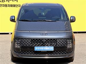 HYUNDAI Staria - Vista 2