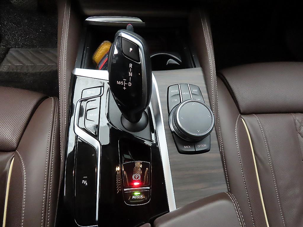 BMW 5 Series - Vista 10