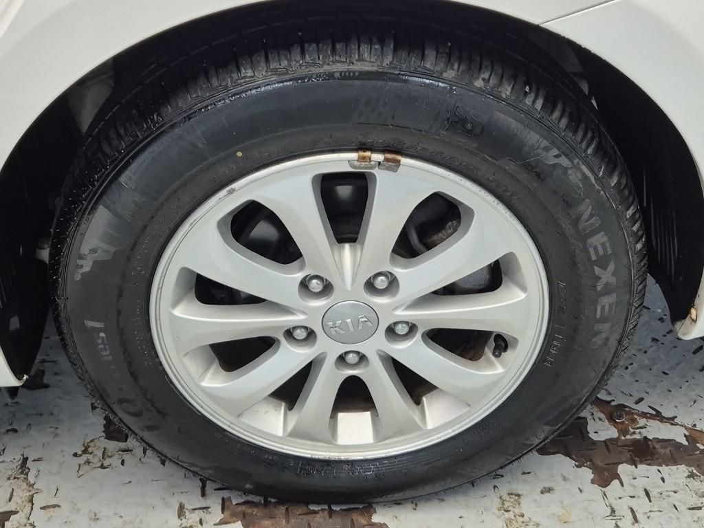 KIA K3 2014 Blanco - Importación desde Corea - HF Imports Iquique - Foto 20