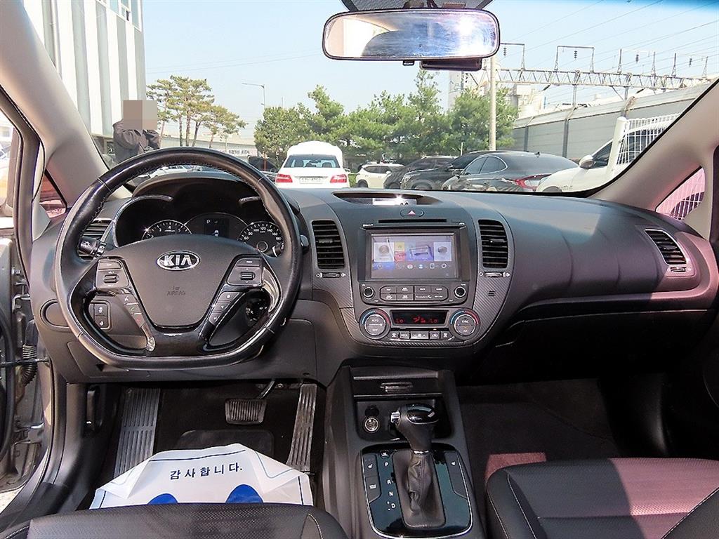 KIA K3 - Vista 7