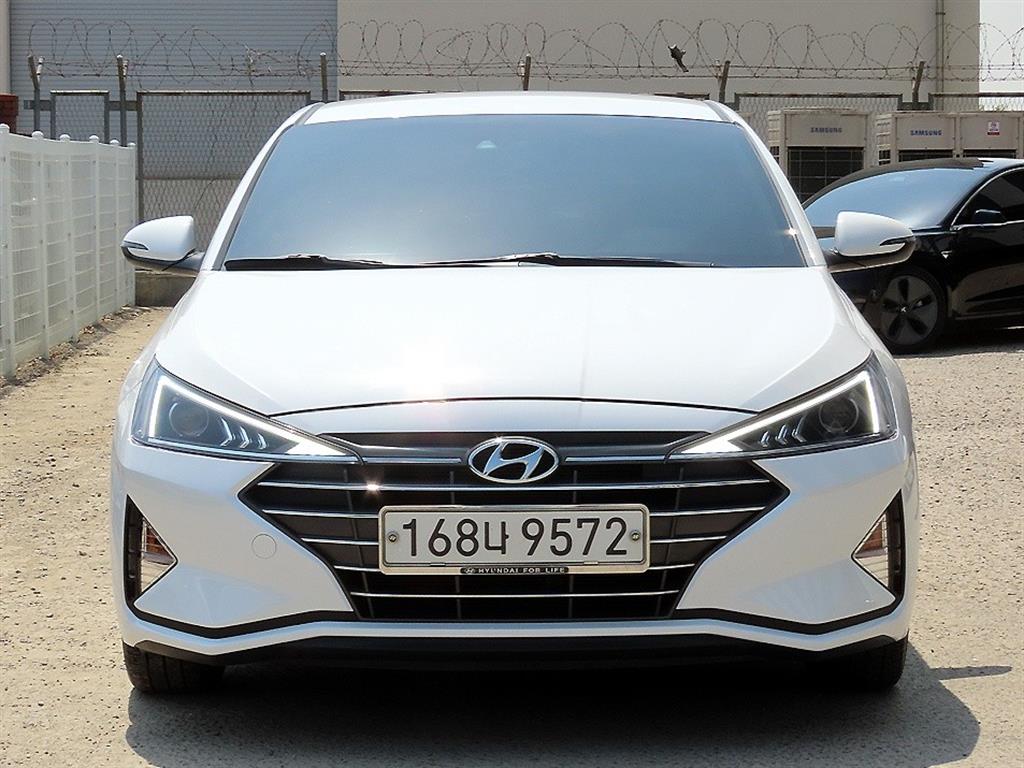 HYUNDAI Avante 2020 Blanco - Importación desde Corea - HF Imports Iquique - Foto 1