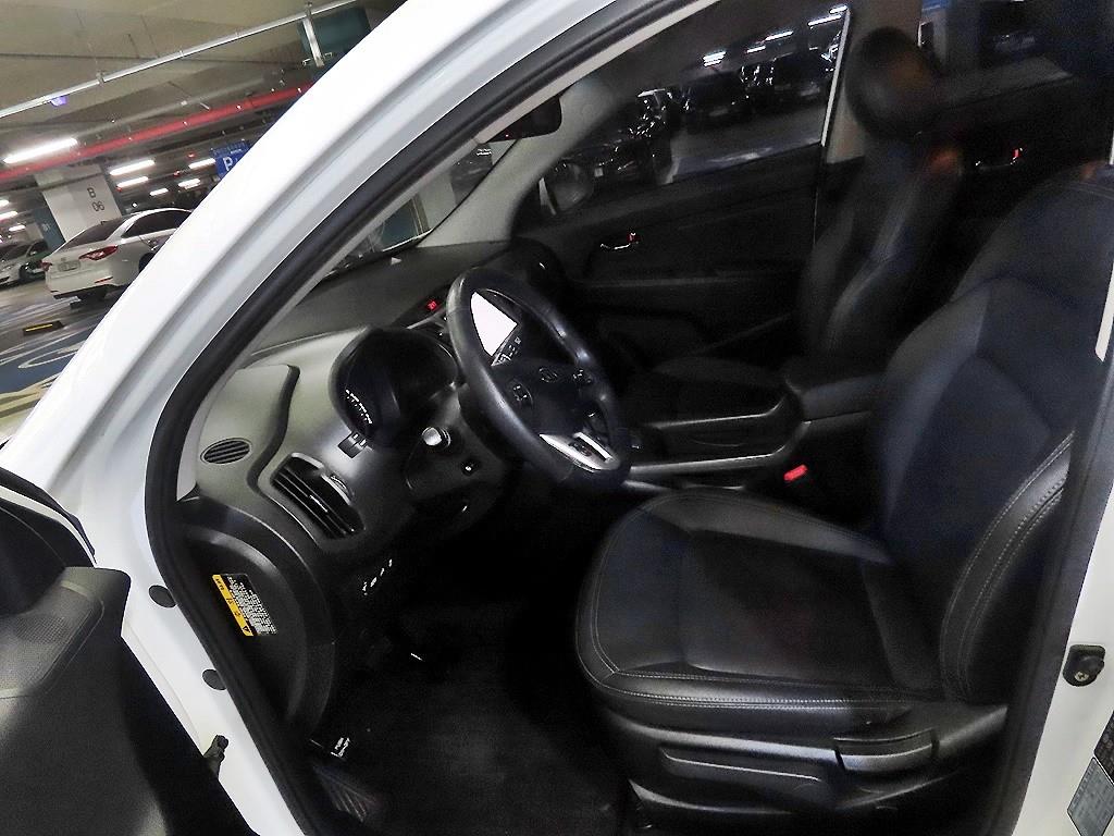 KIA Sportage - Vista 6