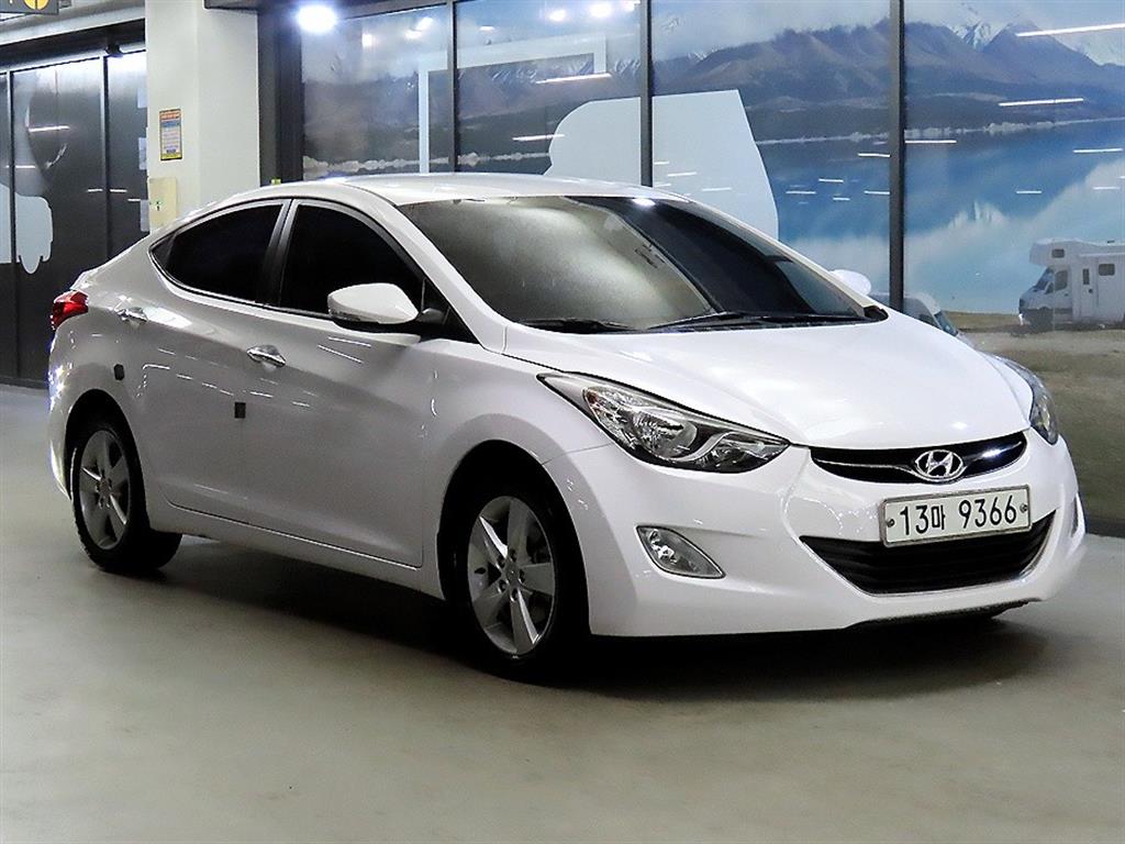 HYUNDAI Avante 2014 Blanco - Importación desde Corea - HF Imports Iquique - Foto 1