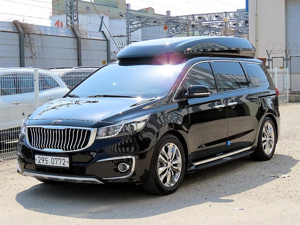 KIA Carnival - Vista 2