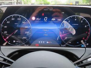 Mercedes Benz E class - Vista 10