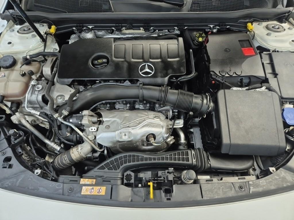 Mercedes Benz CLA Class - Vista 5