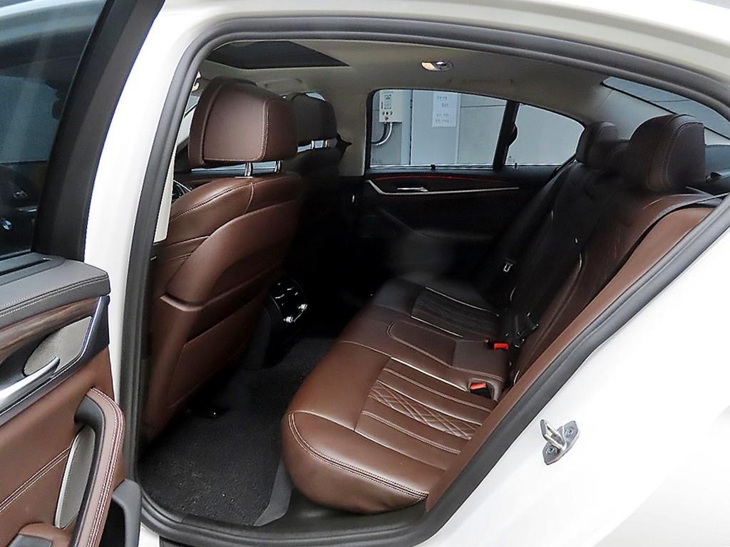 BMW 5 Series - Vista 6