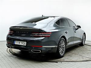 Genesis G80 - Vista 8
