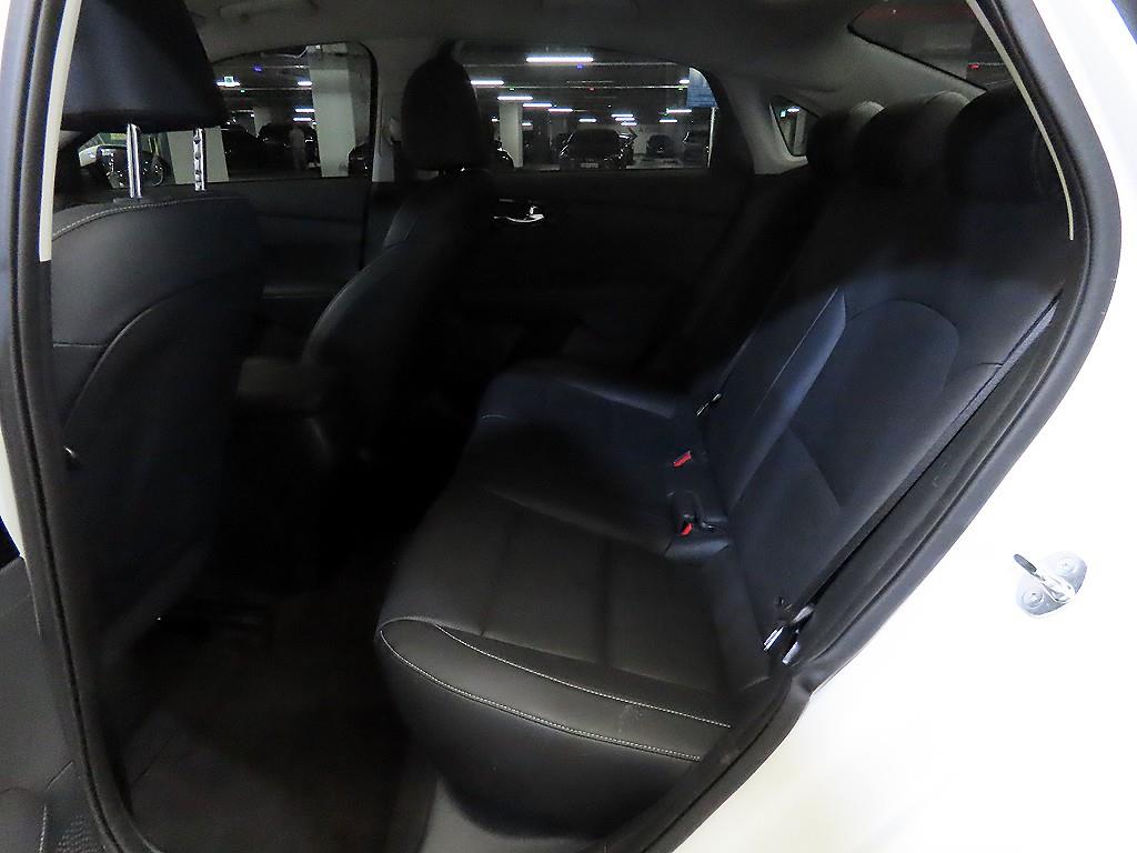 KIA K3 - Vista 7