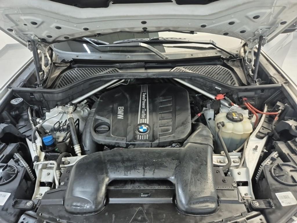 BMW X6 - Vista 5
