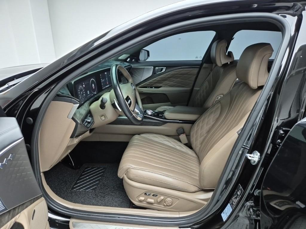 KIA K8 - Vista 11