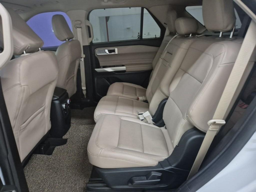 Ford Explorer - Vista 12