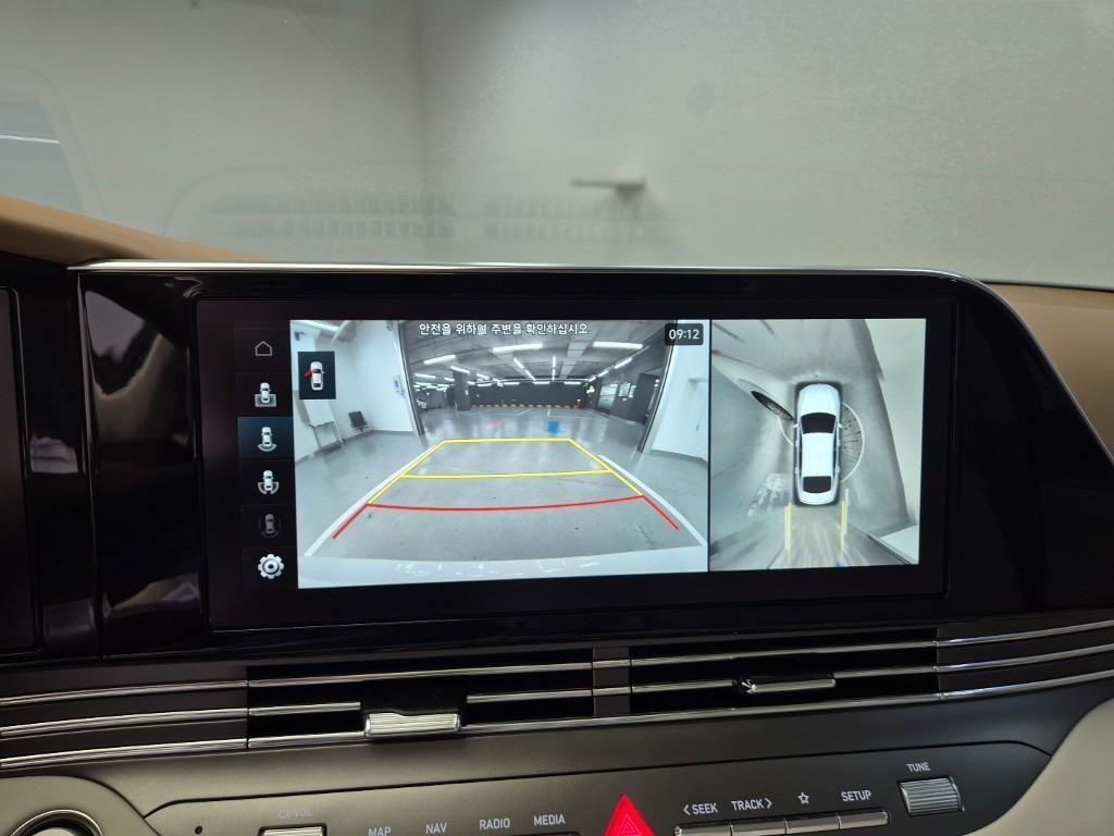 HYUNDAI Grandeur - Vista 12