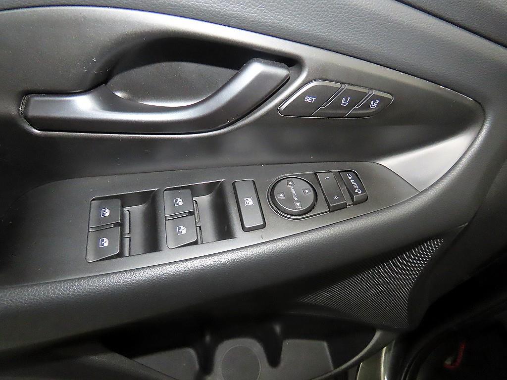 HYUNDAI i30 2020 Gris - Importación desde Corea - HF Imports Iquique - Foto 13