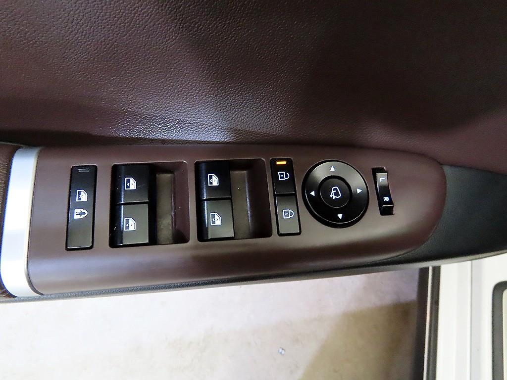 HYUNDAI Grandeur 2023 Blanco - Importación desde Corea - HF Imports Iquique - Foto 13