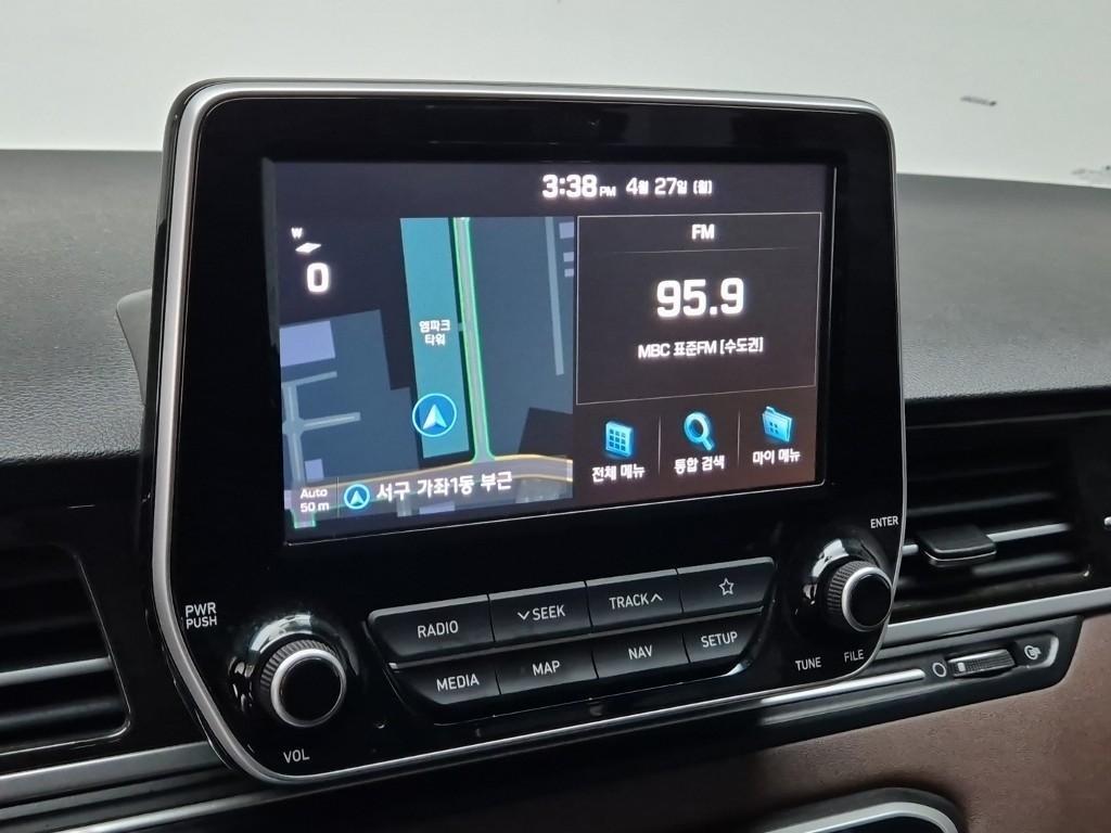HYUNDAI Starex 2019 Plateado - Importación desde Corea - HF Imports Iquique - Foto 13