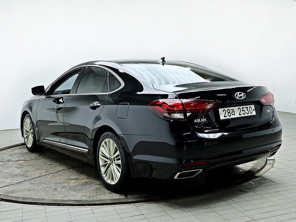 HYUNDAI Aslan - Vista 7