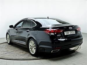 HYUNDAI Aslan - Vista 8