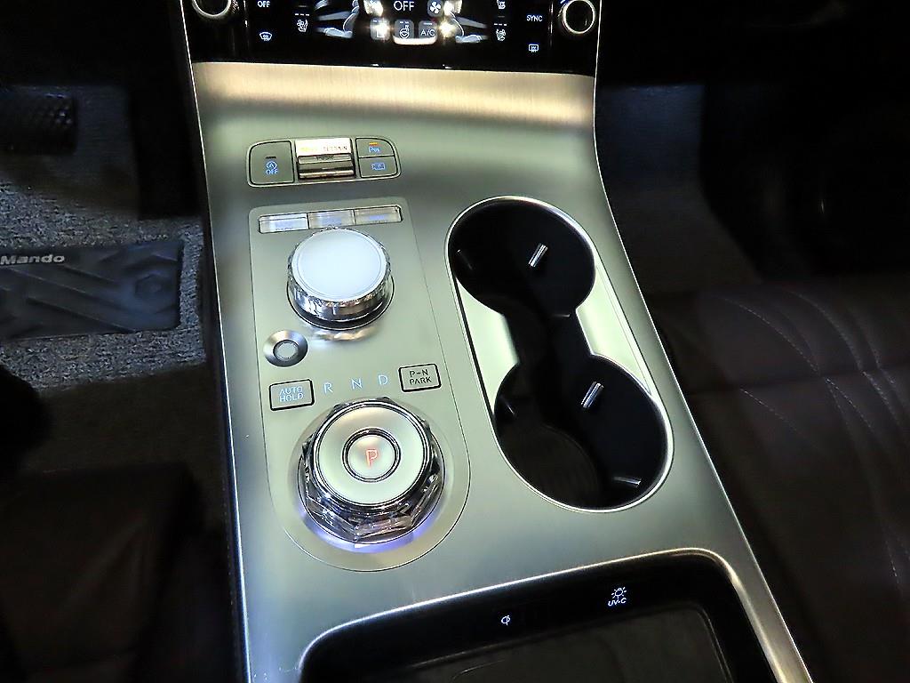 Genesis GV70 - Vista 12