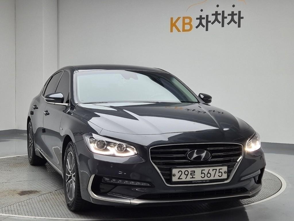 HYUNDAI Grandeur - Vista 4