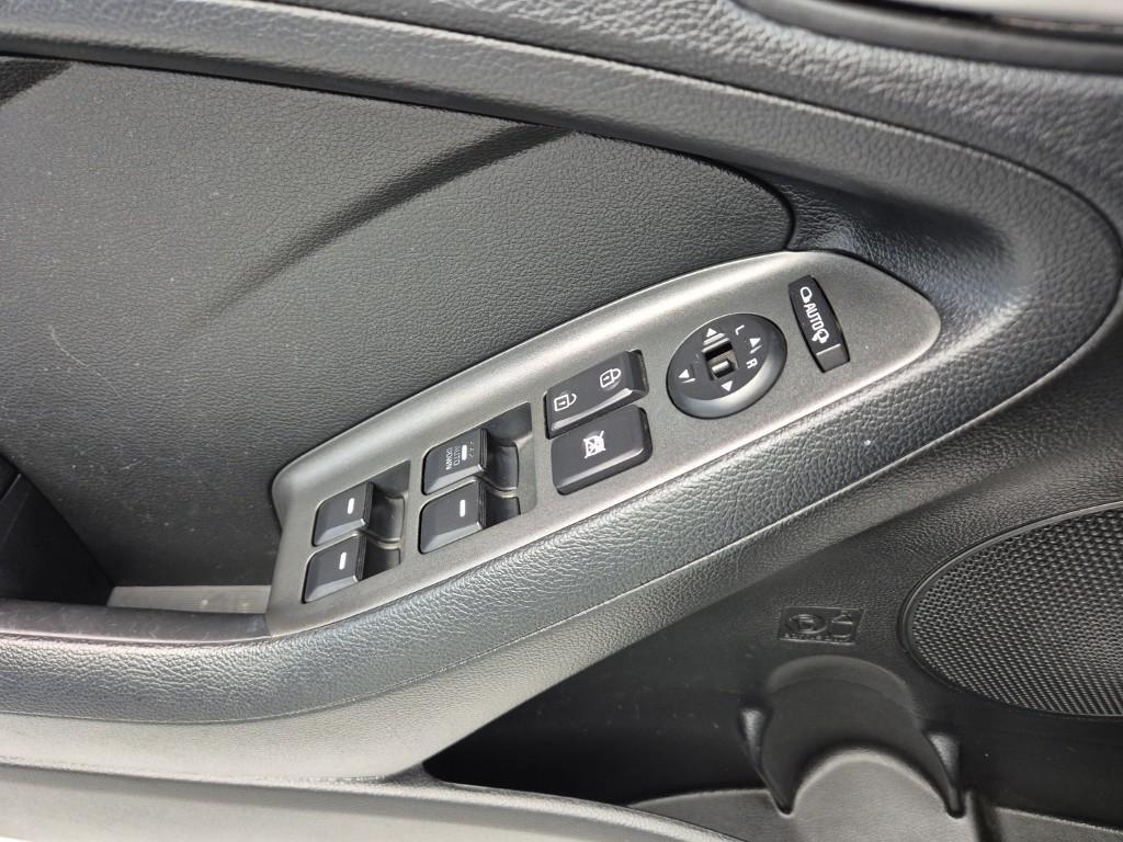 KIA K3 2014 Blanco - Importación desde Corea - HF Imports Iquique - Foto 17