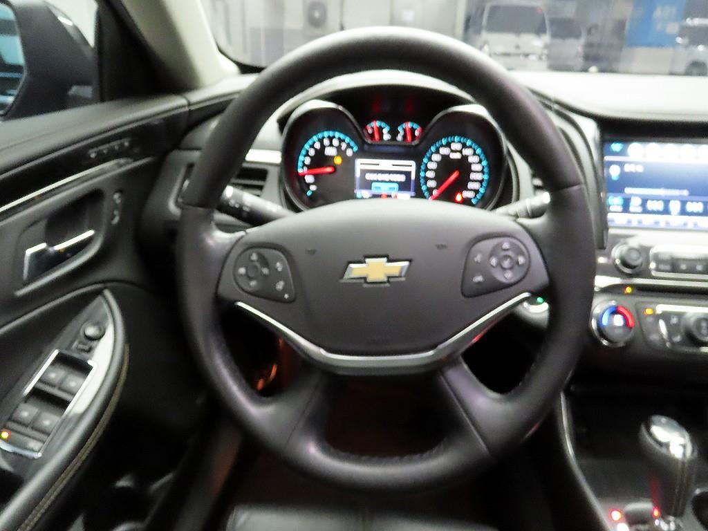 Chevrolet Impala - Vista 7