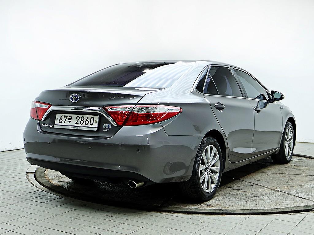 Toyota Camry - Vista 7