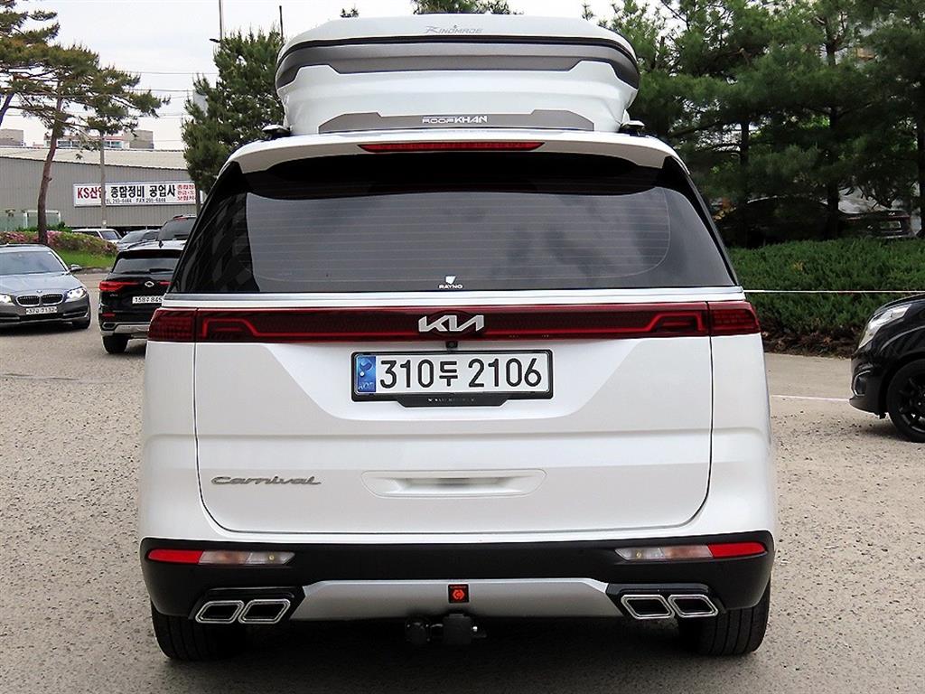 KIA Carnival - Vista 4
