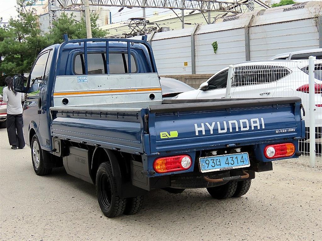 Small Truck Cargo (small) - Vista 3