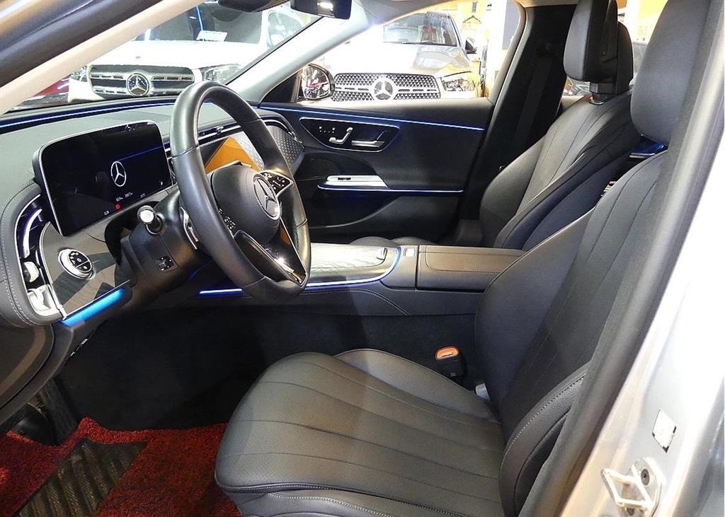 Mercedes Benz E class - Vista 8