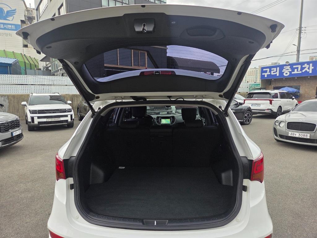 HYUNDAI Santa Fe 2016 Blanco - Importación desde Corea - HF Imports Iquique - Foto 18
