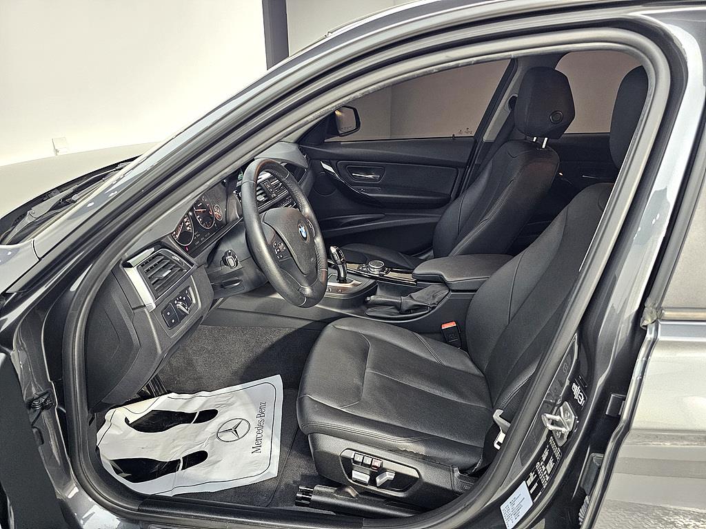 BMW 3 series - Vista 8