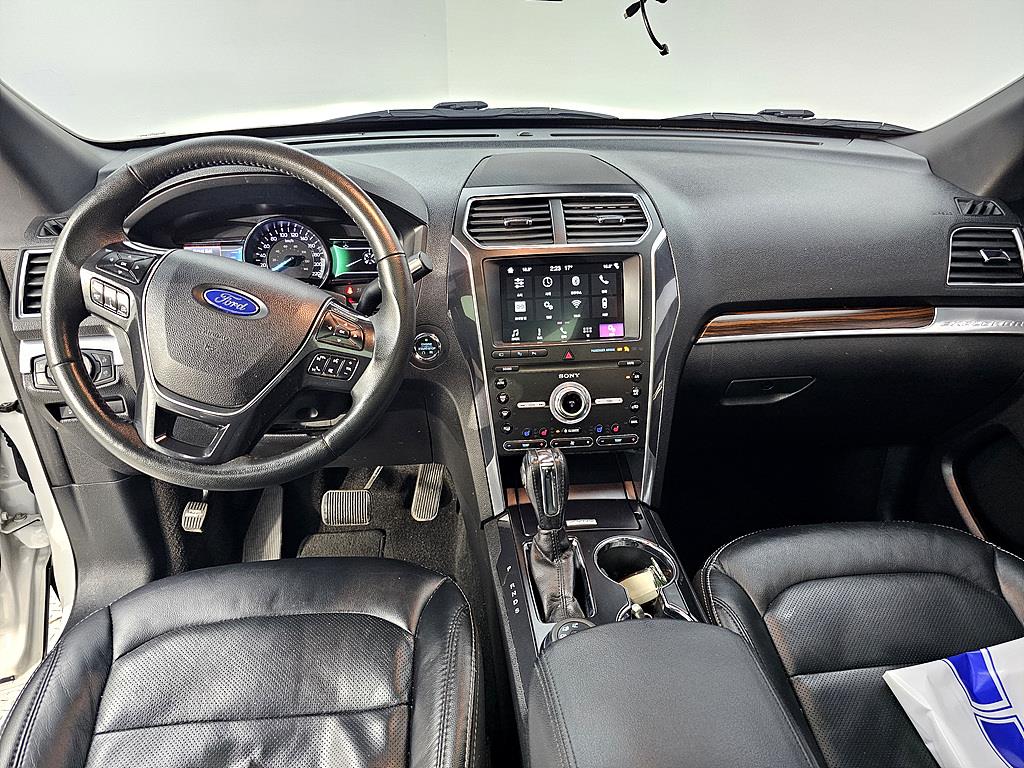 Ford Explorer - Vista 5
