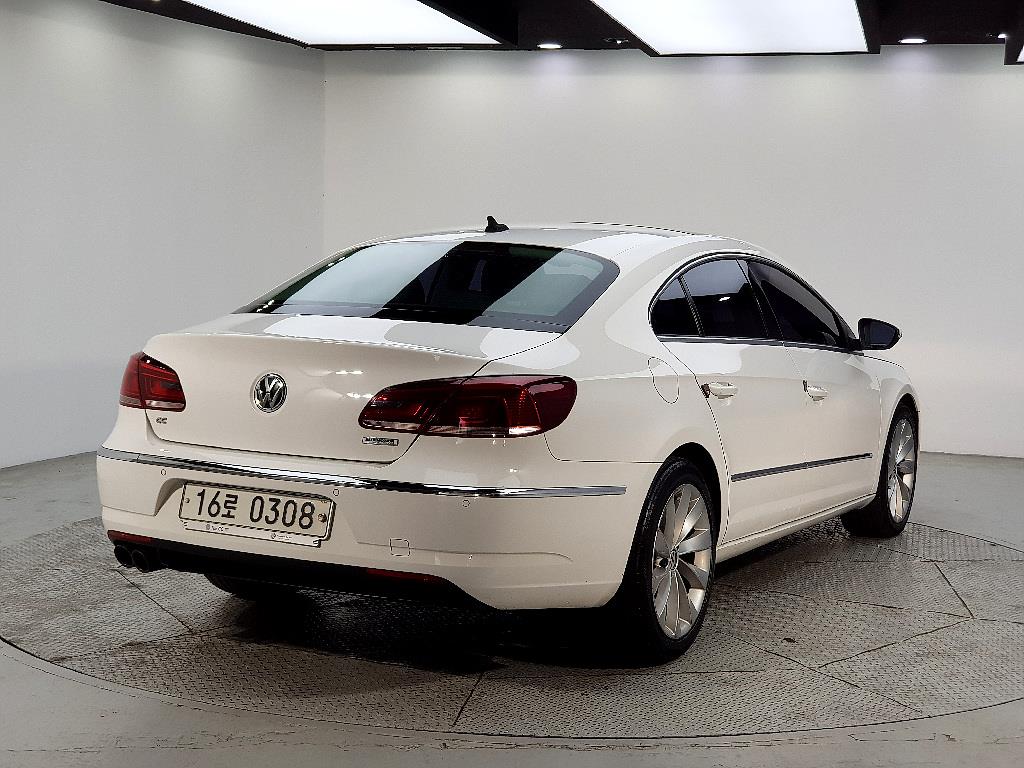 Volkswagen CC - Vista 4