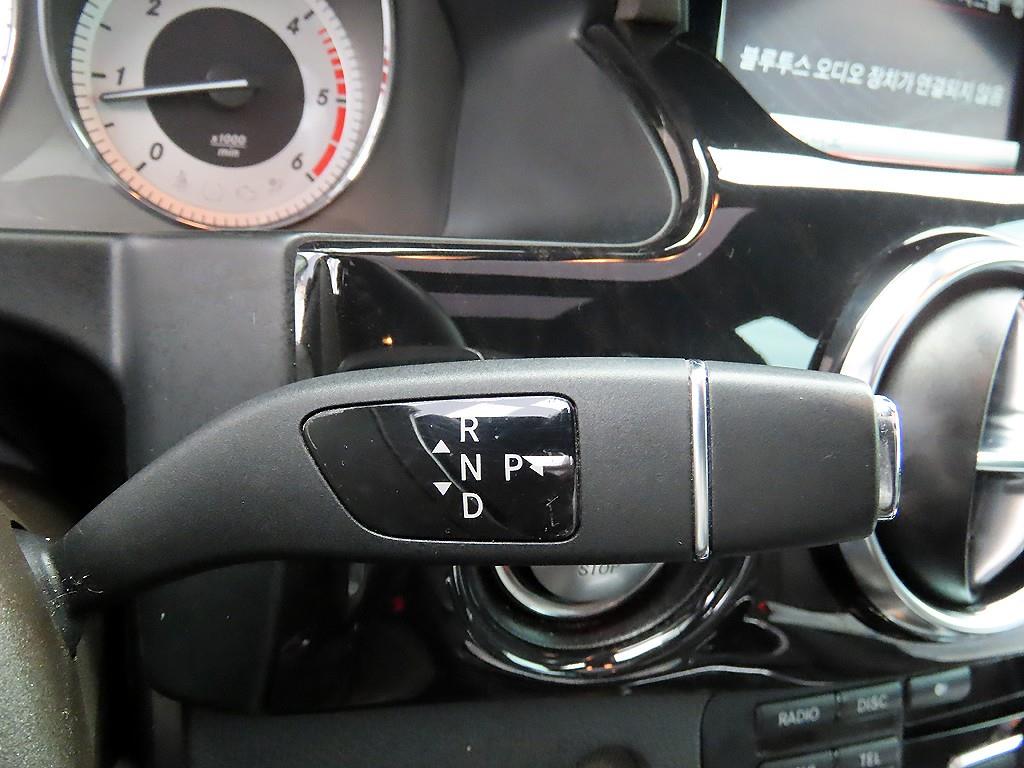 Mercedes Benz GLK Class - Vista 10